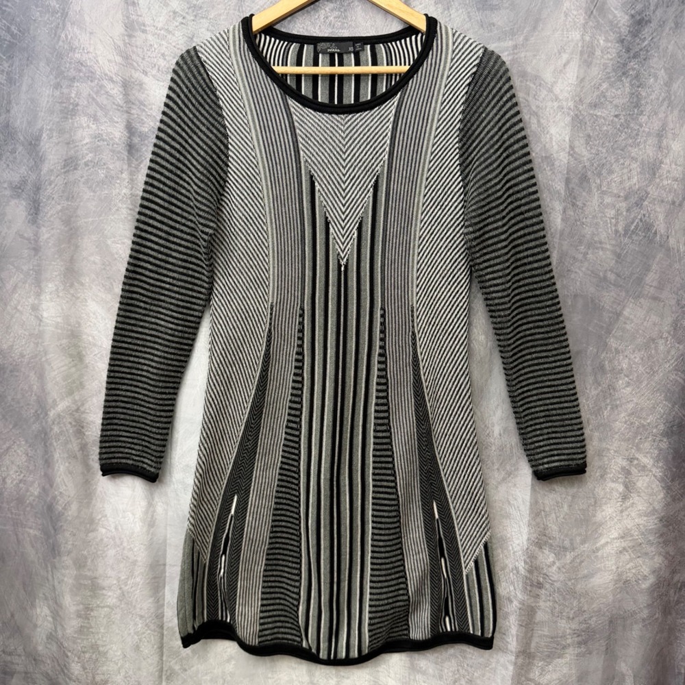 Prana Womens XS Black Grey Striped Geometric Knit Long Sleeve Sweater Dress